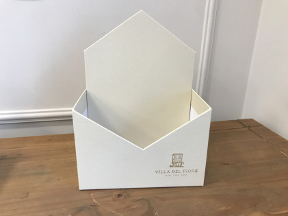 Caixa  envelope off-white- M