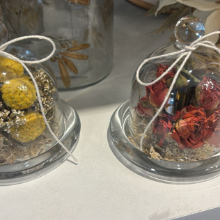 Mini Cupula com flores desidratadas