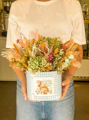 Lata de Páscoa com Arranjo Desidratado Grande